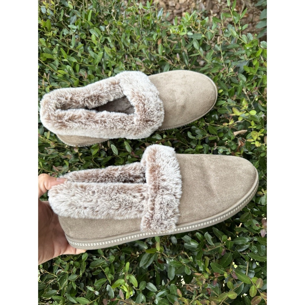 Skechers Cozy Campfire Team Toasty Slippers Taupe Women's Size 8.5